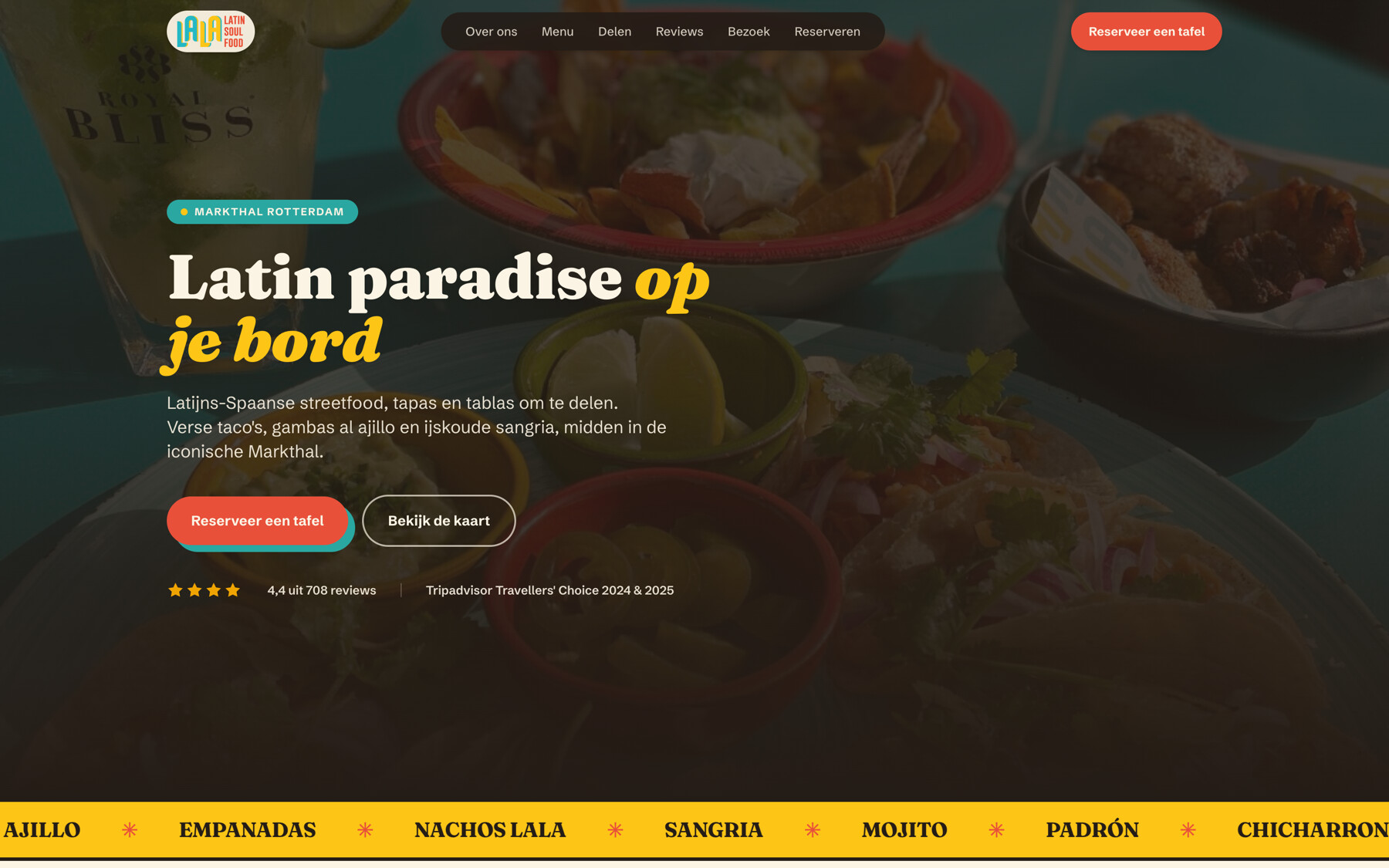 De nieuwe website van LALA Latin Soul Food met een grote foto van tapas, de kop Latin paradise op je bord en twee knoppen